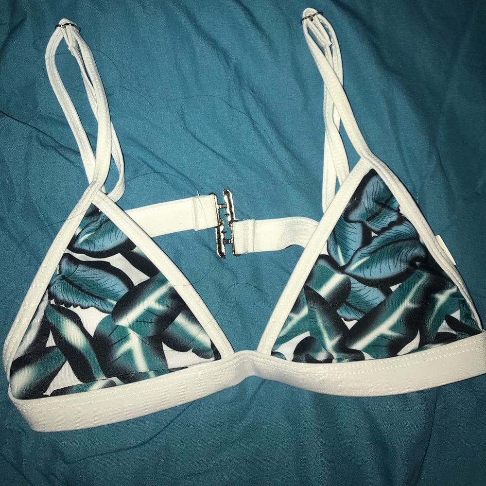 blue & white bathing suit top